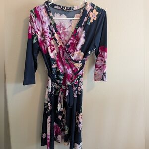 143 Story Women's Medium V Neck Wrap Style Navy Blue Floral Long Sleeve Dress